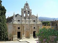 Moni Arkadiou, kostel Spasitele, sv. Konstantina a sv. Eleni
