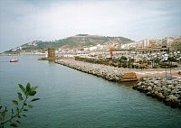 Ceuta, přístav, v pozadí Monte Hacho