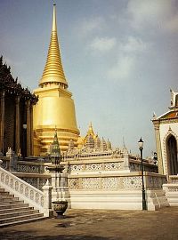 Grand Palace, Phra Siratana Chedi