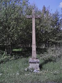 20. Kamenný tesaný kříž v Sudkově Dole.