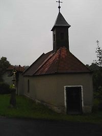 20. Kaple sv. Jana Nepomuckého v Čejkově.