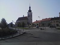 7. Kostel svatého Vavřince v Prčici založený snad již v 11. století. Původně románský, později goticky přestavěný kostel s barokní bání na věži.