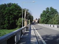 1. Empírový most  Karla Burky ze Sedlce do Prčice se sochami sv. Floriána a sv. Jana Nepomuckého z dílny Ignáce Michala Platzera.