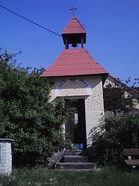 28. Kaplička se zvoničkou v Beztahově.