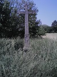 41. Kříž na okraji Heřmanic z roku 1859.