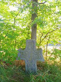 4. Smírčí kříž na Stračím vrchu u Nadějkova (replika)