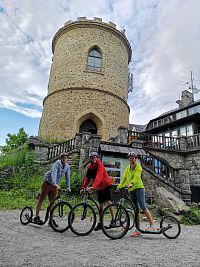 KOLOBĚŽKOU Z KLETI (Český Krumlov)