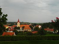 Koryčany (Kostel svatého Vavřince a zámecký park)