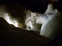 Ledovcová jeskyně