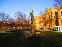 Pomník Josefa Mánesa v Praze