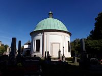 Hřbitovní kaple sv. Jiří v Lázních Bohdaneč