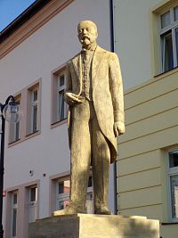 Pomník T. G. Masaryka (Úpice)