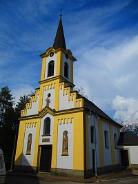 Kostel sv. Rodiny (Nahořany)