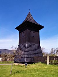 Zvonice u kostela sv. Jiří (Loučná Hora)
