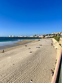Městská písečná pláž v Cádizu