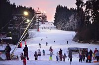 Lyžování ve skiareálu a úniková hra v Lukách nad Jihlavou