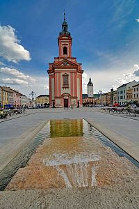 Masarykovo náměstí v Hranicích - J. Necid