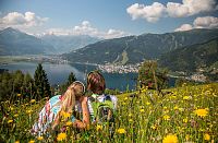 Nekonečná párty pod ledovcem, to je jaro a léto v Zell am See