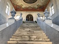 Kaple svatých schodů byla postavena roku 1710 a v altánovém slohu přestavěna v roce 1930, zdroj: Hřebenovka.cz