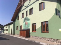 Jilešovice - Restaurace a penzion Kamenec