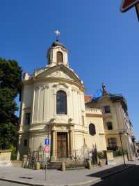 Kostel Nejsvětějšího Srdce Páně u káštera Voršilek