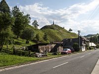 Hoštejn, hradní kopec