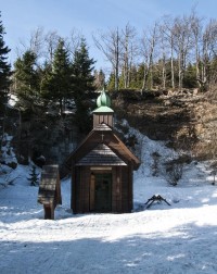Kaple - pomník obětem hor