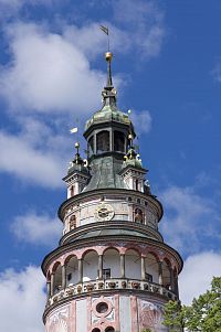 Vyzdobená věž