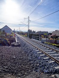 Takřka hotová elektrifikace trati z Uničova