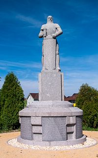 Monument v Třebeni