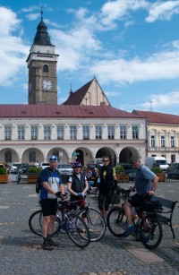 Cyklisté ve Slavonicích