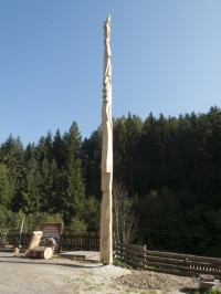 Nejvyšší dřevěná socha z jednoho kusu