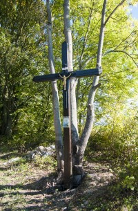 Opravený kříž 2013