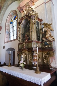 Boční oltáře