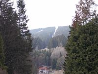 Pohled od kostela k Černé hoře