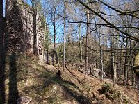 Zřícenina hradu Perštejn