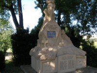 Hýsly památník padlých vojáků za I. a II.světové války