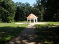 Milotice-zámecký park