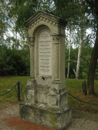Pomník padlým ve Svépravicích