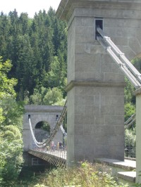 Empírový řetězový most u obce Sedlec