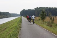 Na kole z Kroměříže do Uherského Hradiště podél řeky Moravy a Baťova kanálu.
