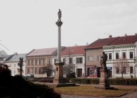 Mariánský sloup na náměstí v Kojetíně