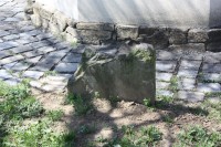 Křížový kámen v Manerově