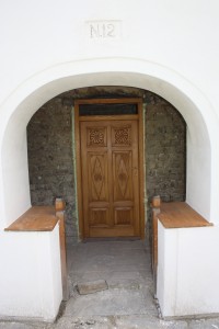 Renovovaný vchod do žudru