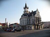 Masarykovo náměstí s radnicí a mariánským sloupem