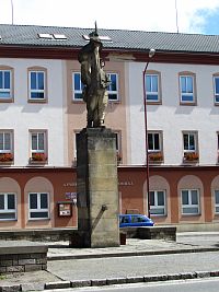 socha Rudoarmějce