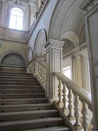 impozantní schodiště ve Vídeňském křídle