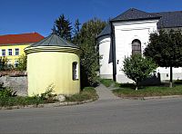 rondel a kostel sv.Anny