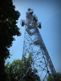 telekomunikační stožár za Vlčákem