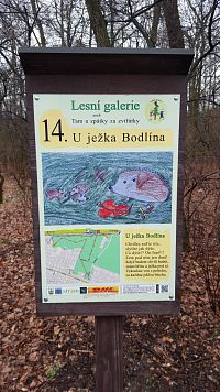 Praha-Klánovice - Lesní galerie - zastávka 14 - ježek Bodlín
